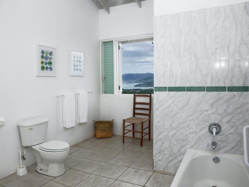 Zephyr Hill , Mount de Cap  