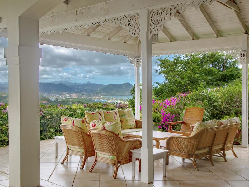 Zephyr Hill , Mount de Cap  