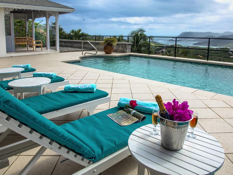 Zephyr Hill , Mount de Cap  