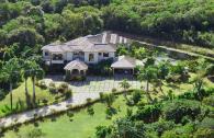 Tek Time, Cinnamon Hill, Jamaica
