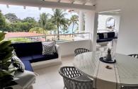 Glitter Bay 302 