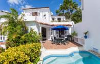 Villa Firefly