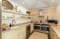 The Palms Old Trees - 3 bedroom beachfront apartment Barbados 