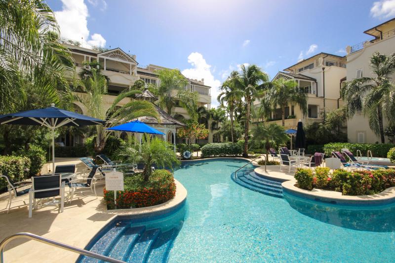 Schooner Bay 205 - Frangipani - Beachfront